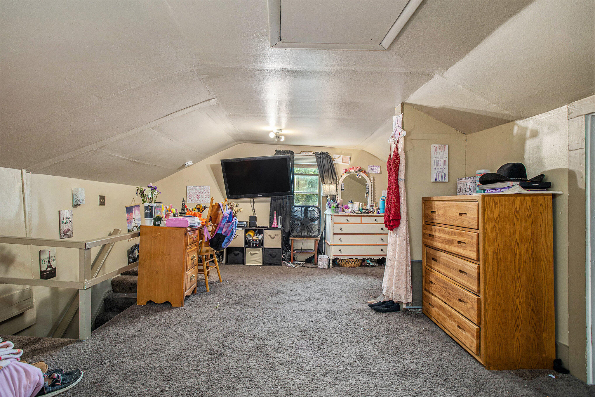 Marshall City, Michigan 49068, United States, 3 Bedrooms Bedrooms, ,2 BathroomsBathrooms,Residential,Active,191632