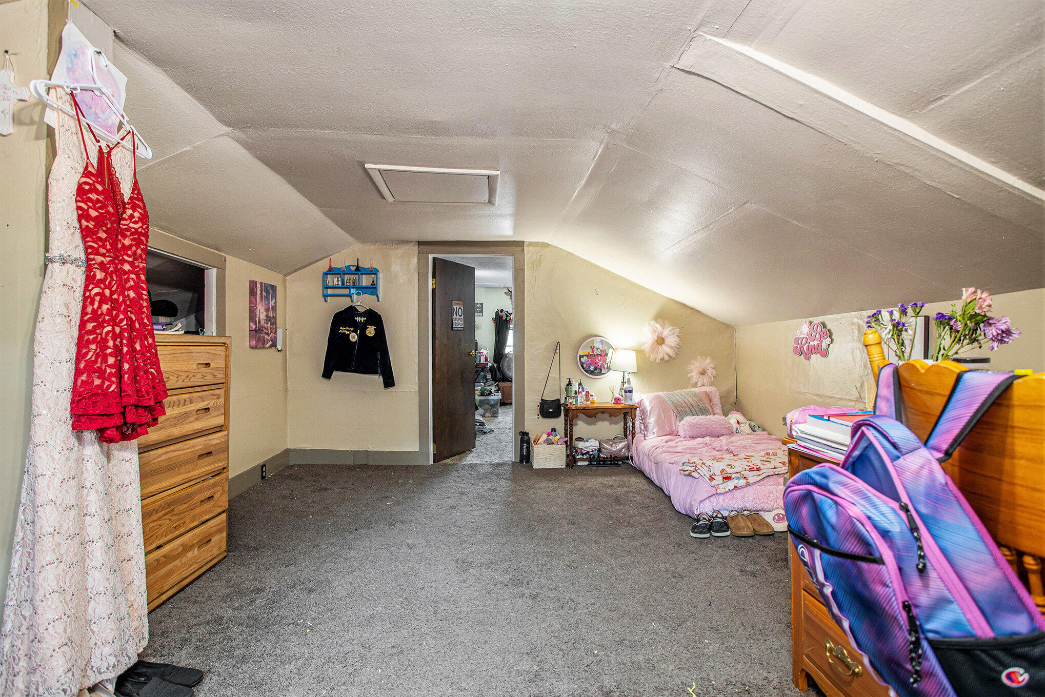 Marshall City, Michigan 49068, United States, 3 Bedrooms Bedrooms, ,2 BathroomsBathrooms,Residential,Active,191632