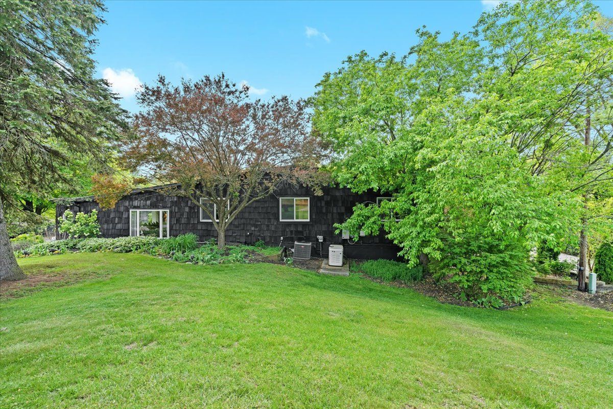 2865 STEEPLE HILL Road