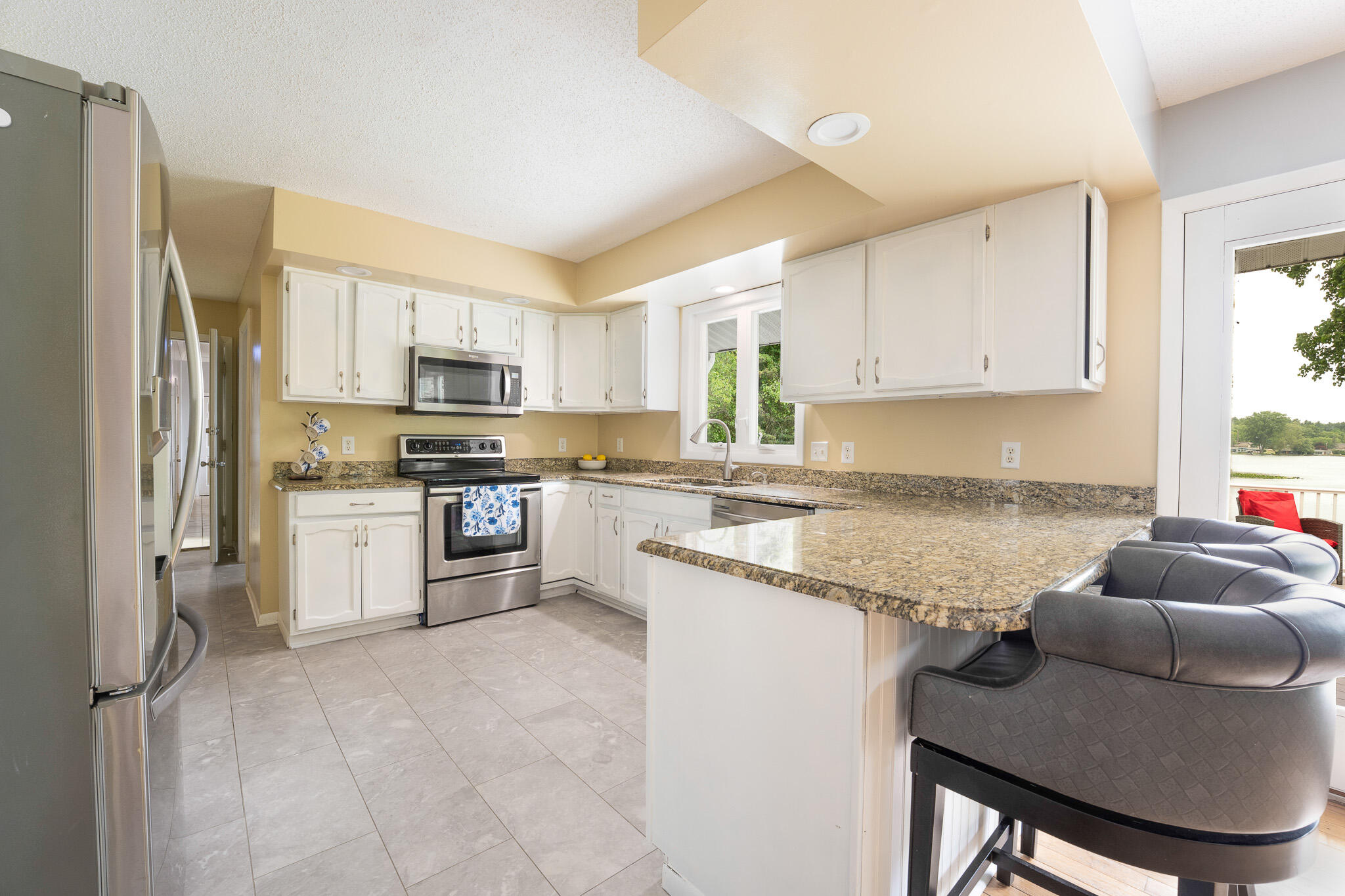 12111 S Sherman Lake Drive