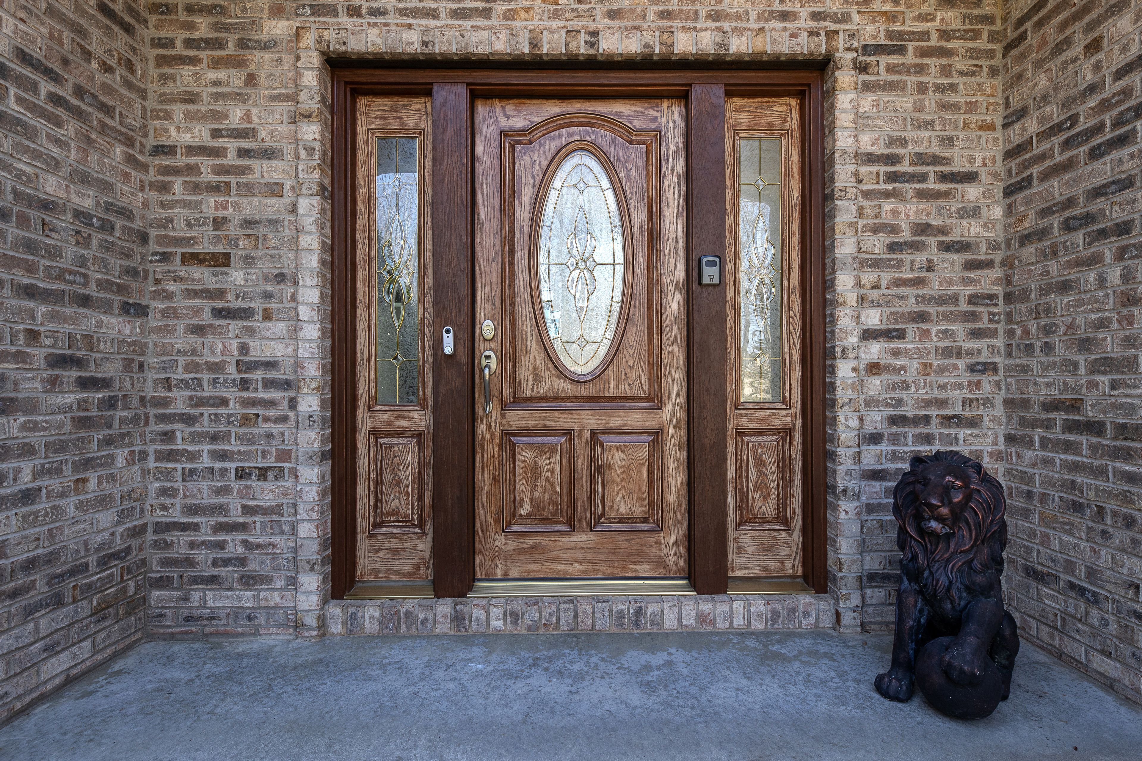 398 MEADOWVIEW Drive