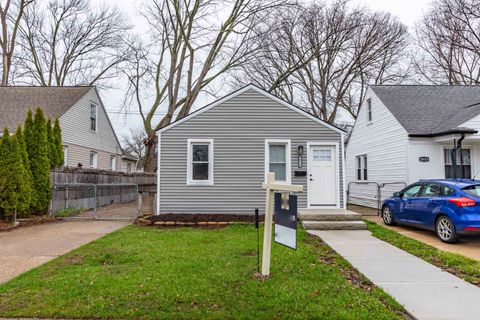 20925 Ridgemont Road Harper Woods City MI 48225
