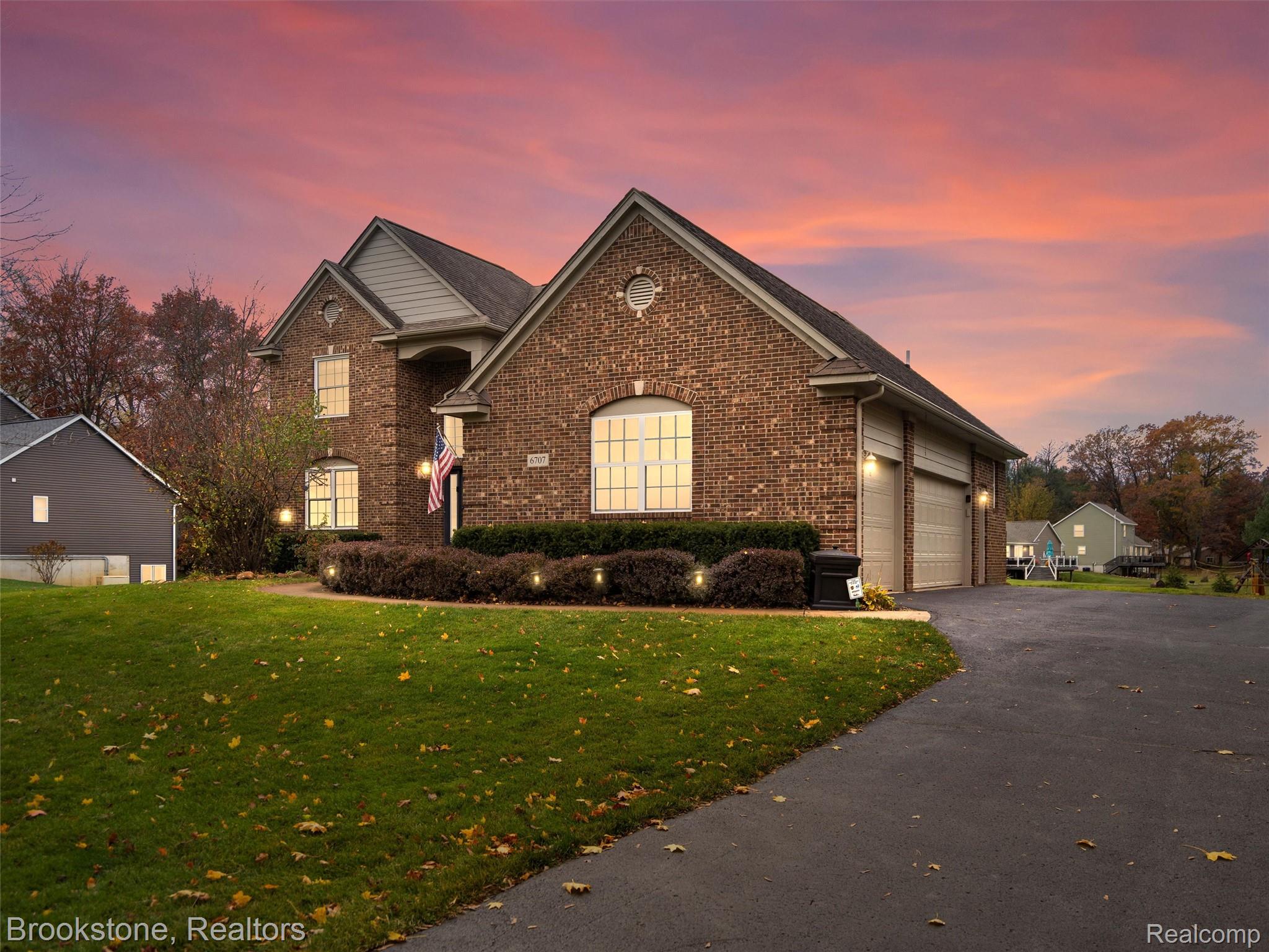 6707 Forest Pointe Boulevard