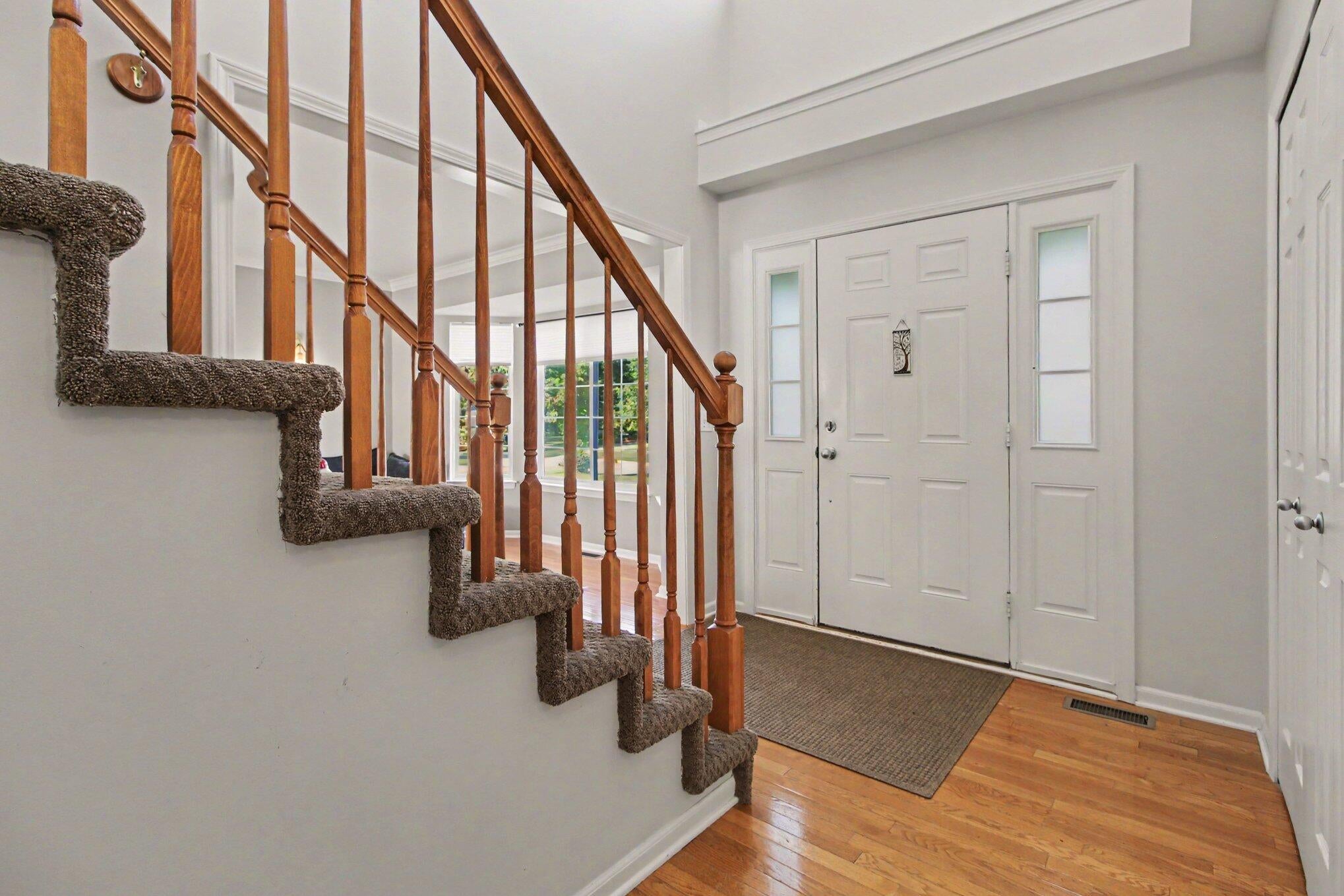 1452 Carston Lane