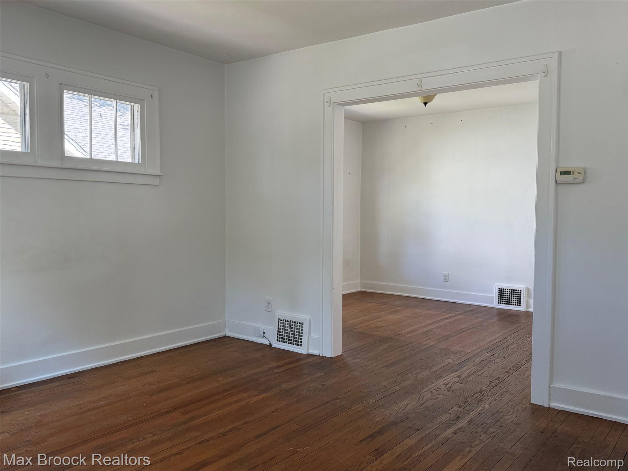 29 WOODWARD HEIGHTS Boulevard
