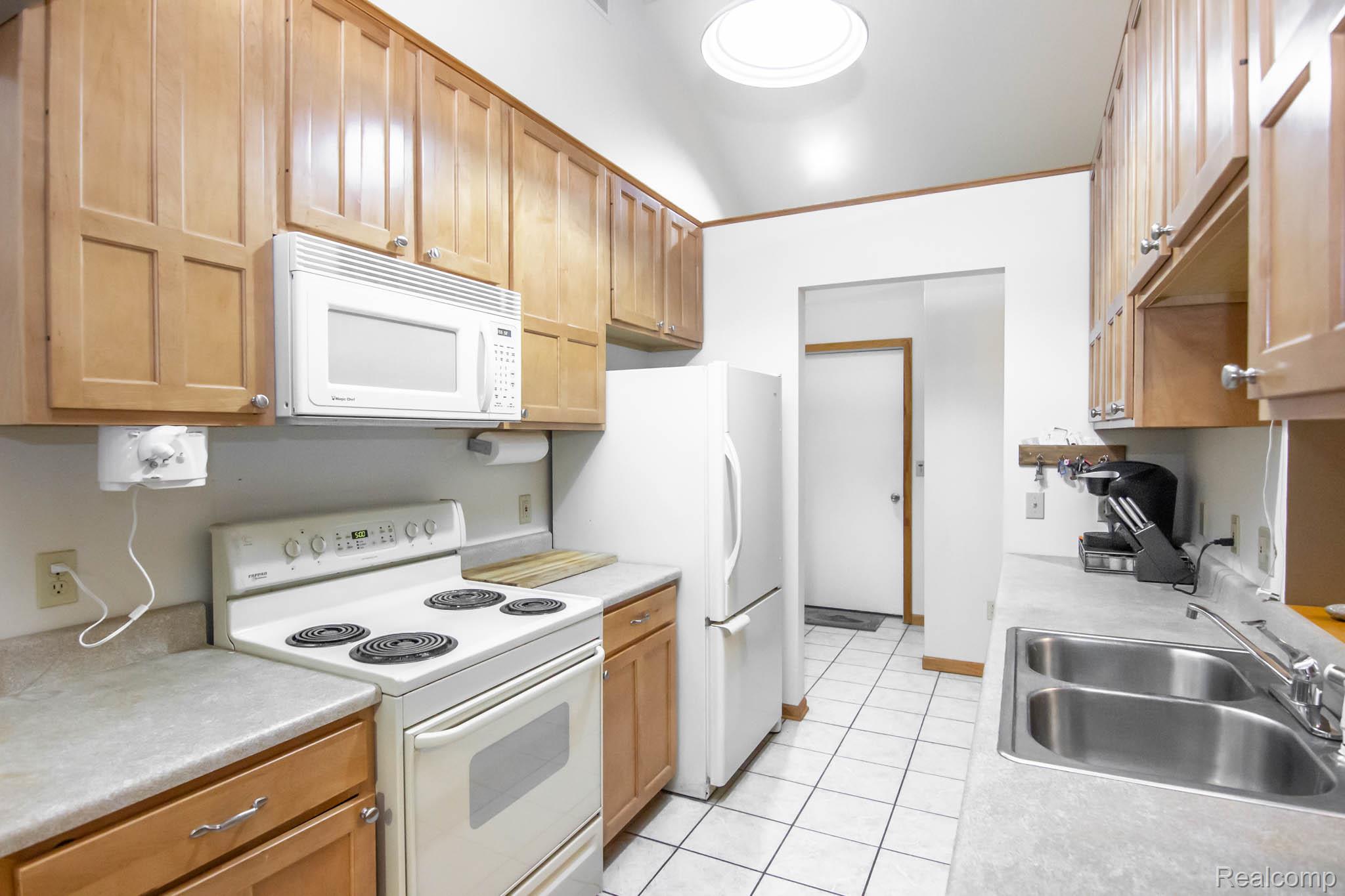 Lincoln, Michigan 48742, United States, 3 Bedrooms Bedrooms, ,2 BathroomsBathrooms,Residential,Active,241562