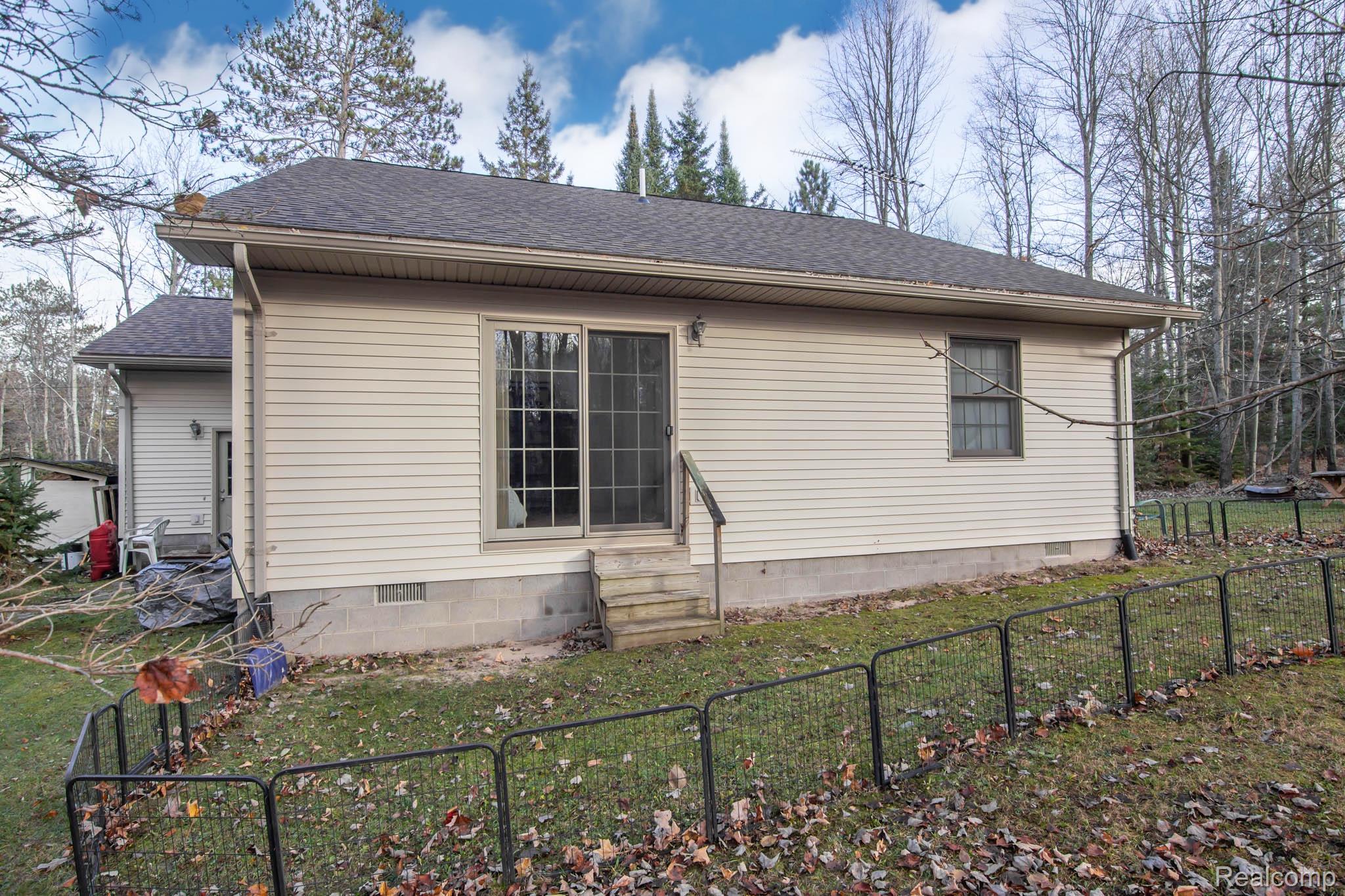 Lincoln, Michigan 48742, United States, 3 Bedrooms Bedrooms, ,2 BathroomsBathrooms,Residential,Active,241562