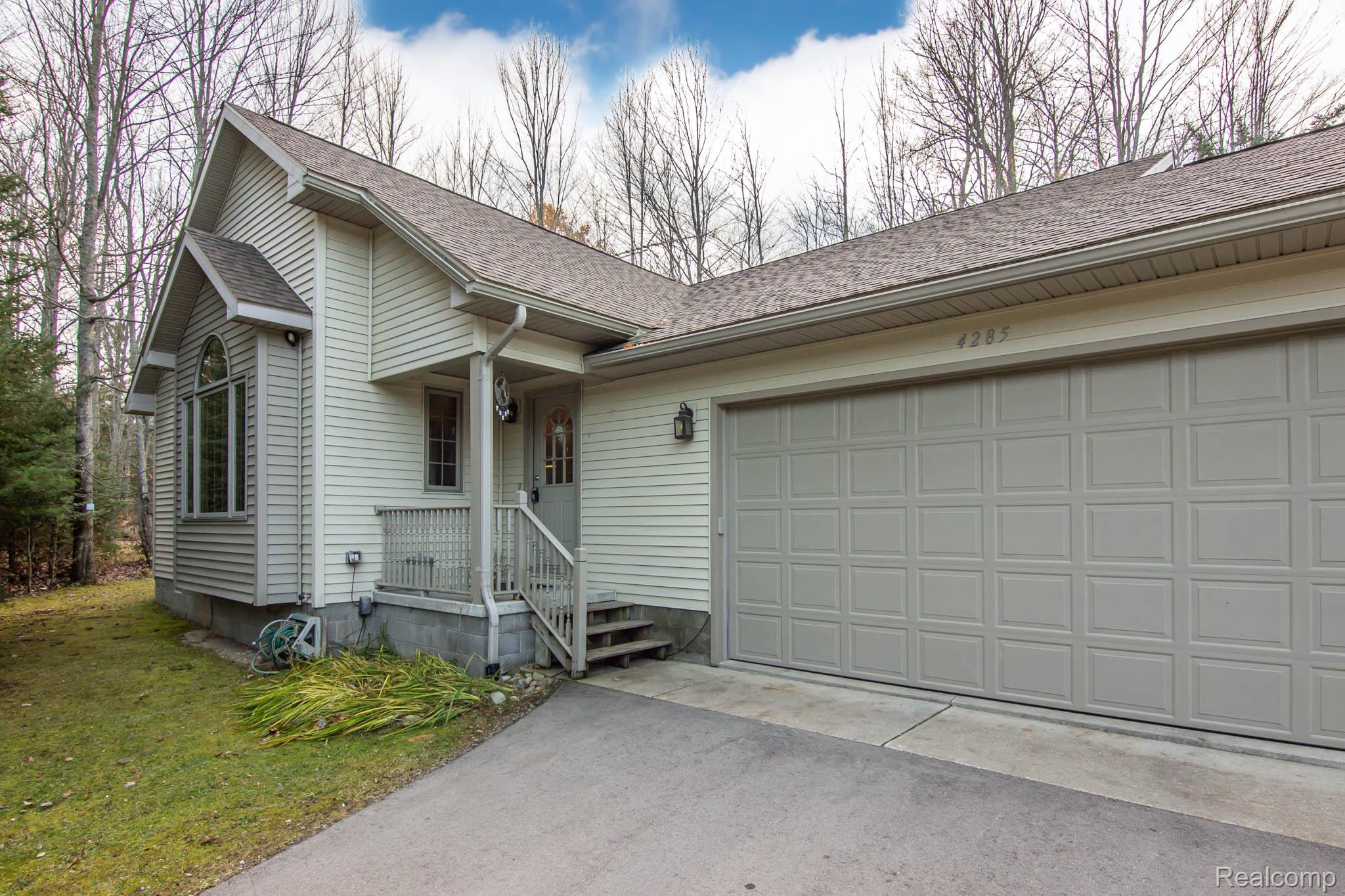 Lincoln, Michigan 48742, United States, 3 Bedrooms Bedrooms, ,2 BathroomsBathrooms,Residential,Active,241562