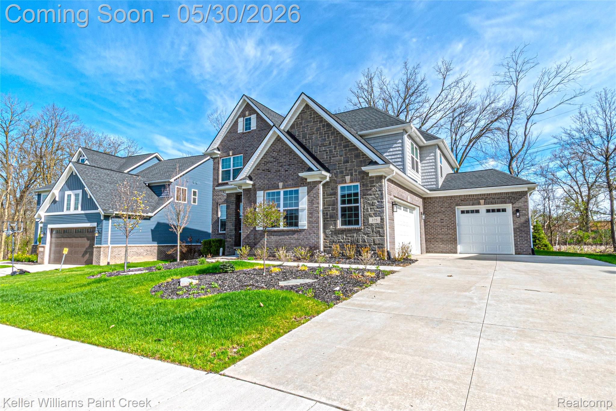 375 Amelia Circle