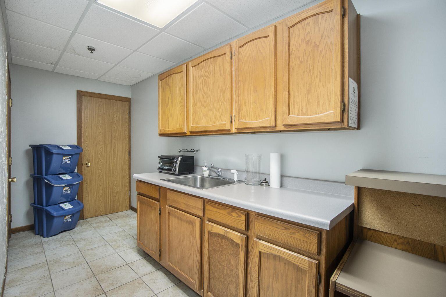 510 Williams Street Suite 3