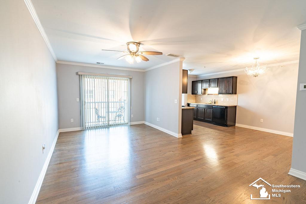 13109 Woodridge Circle