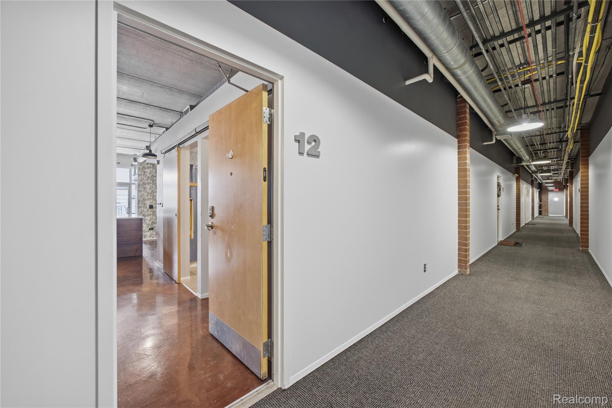 322 E Harrison Avenue 12