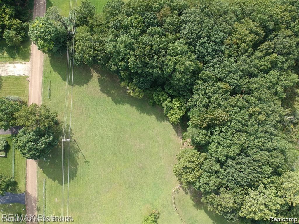 00 DEMODE PARCEL A Road