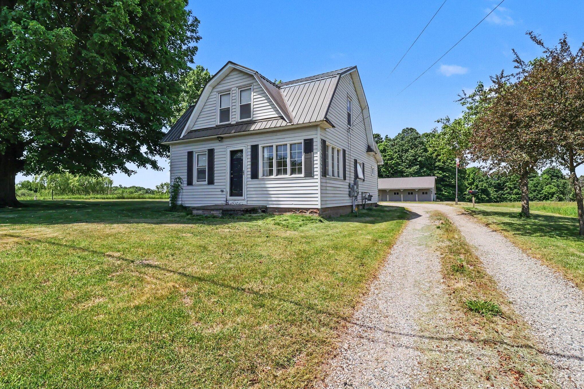 4559 S Maple Island Road