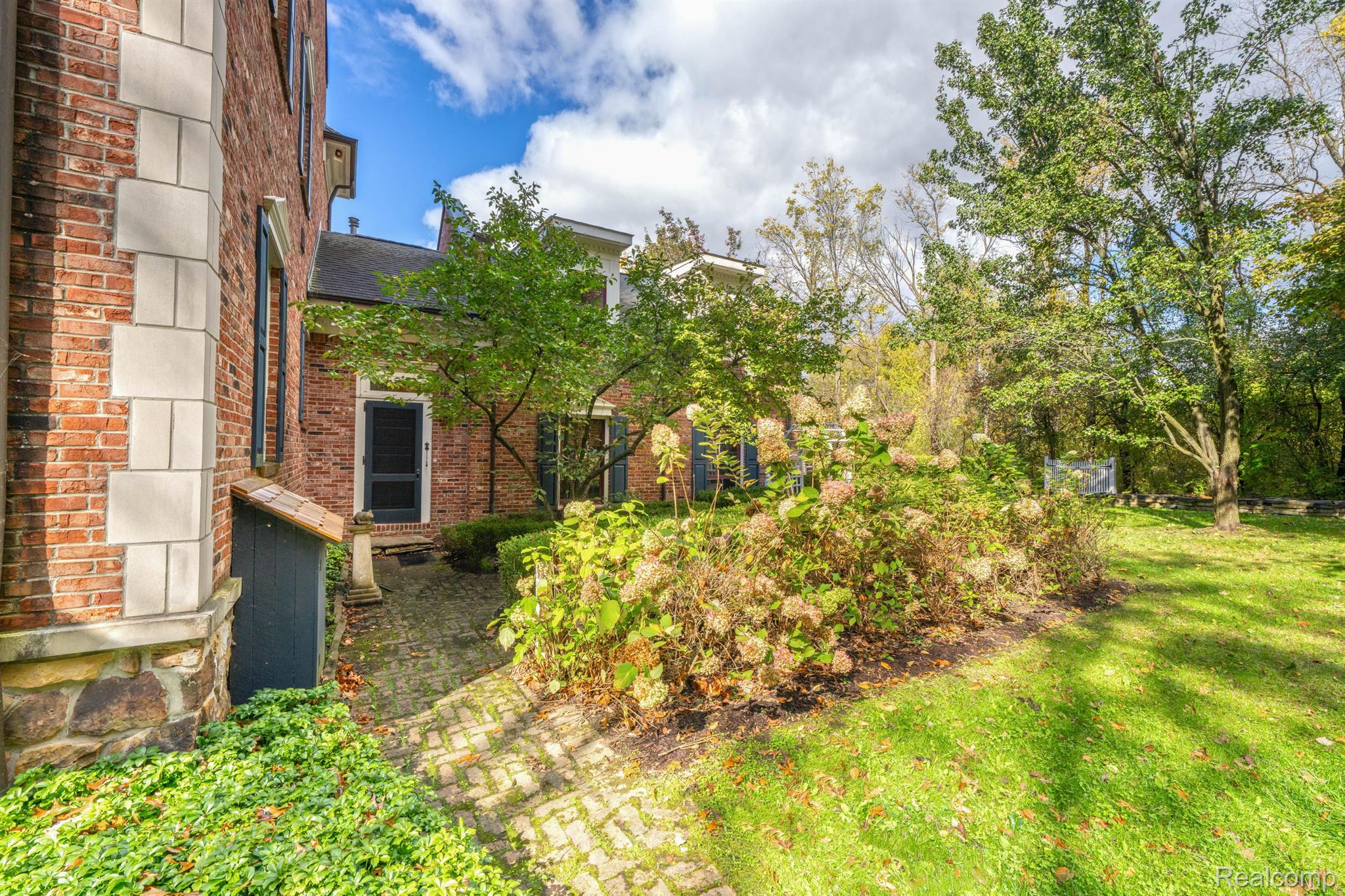 6230 WINKLER MILL Road