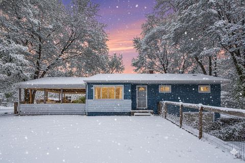 2262 Warren Road Howard Township MI 49120