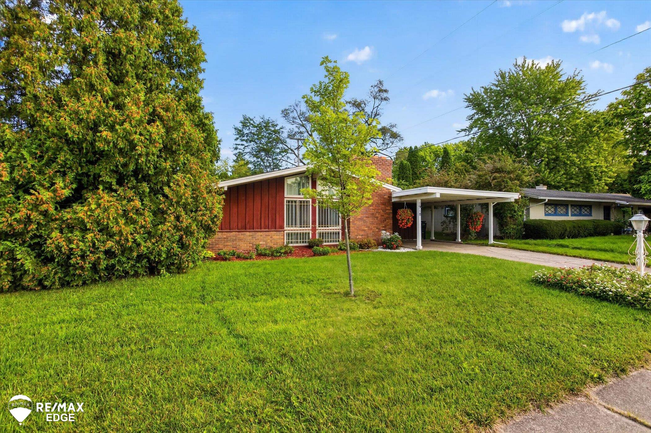 1918 Windsor Lane