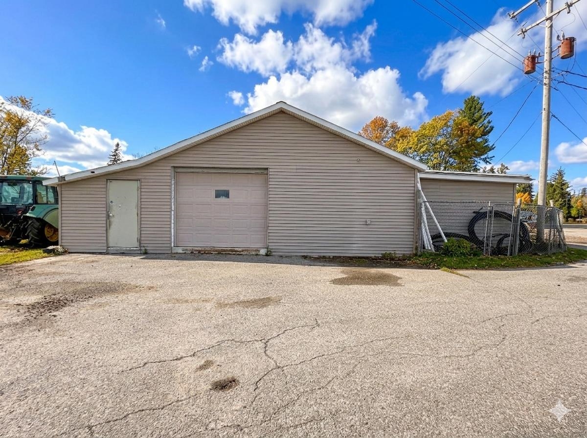 8925 S Kasson Street