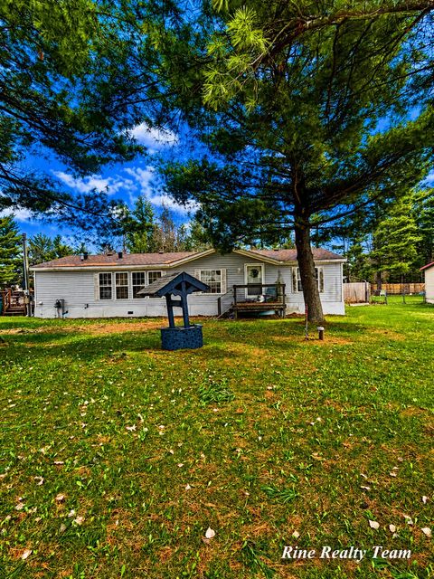 Photo of 1994 E Stockwell Road, Clare City, MI 48625 (MLS # 65026018757)