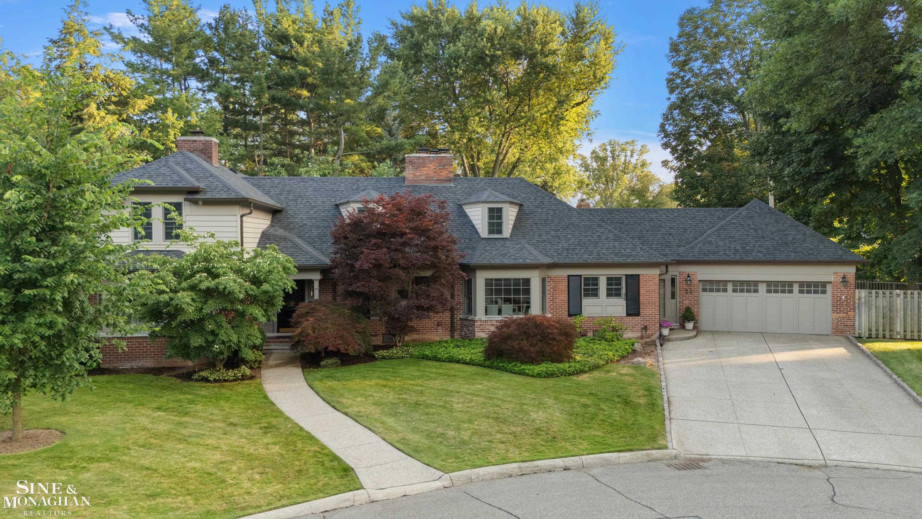 39 Harbor Hill Road