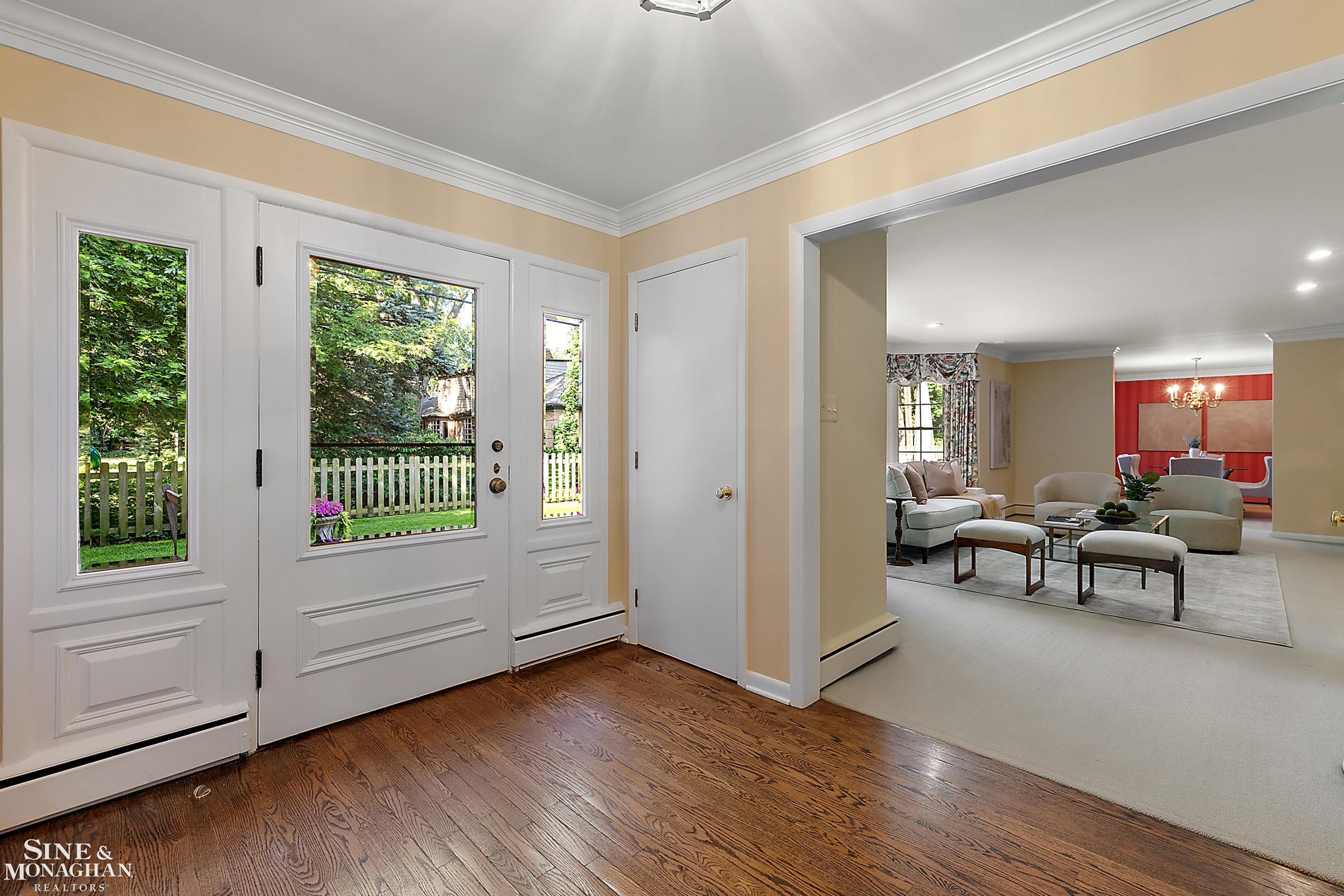 39 Harbor Hill Road