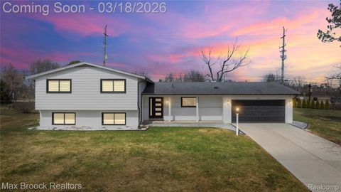 5316 CENTERBROOK Drive West Bloomfield Charter Township MI 48322