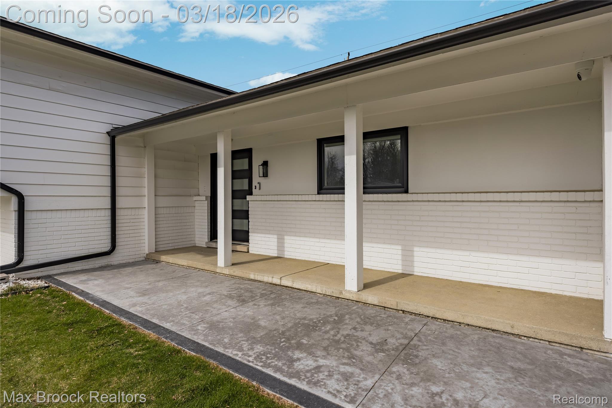 5316 CENTERBROOK Drive