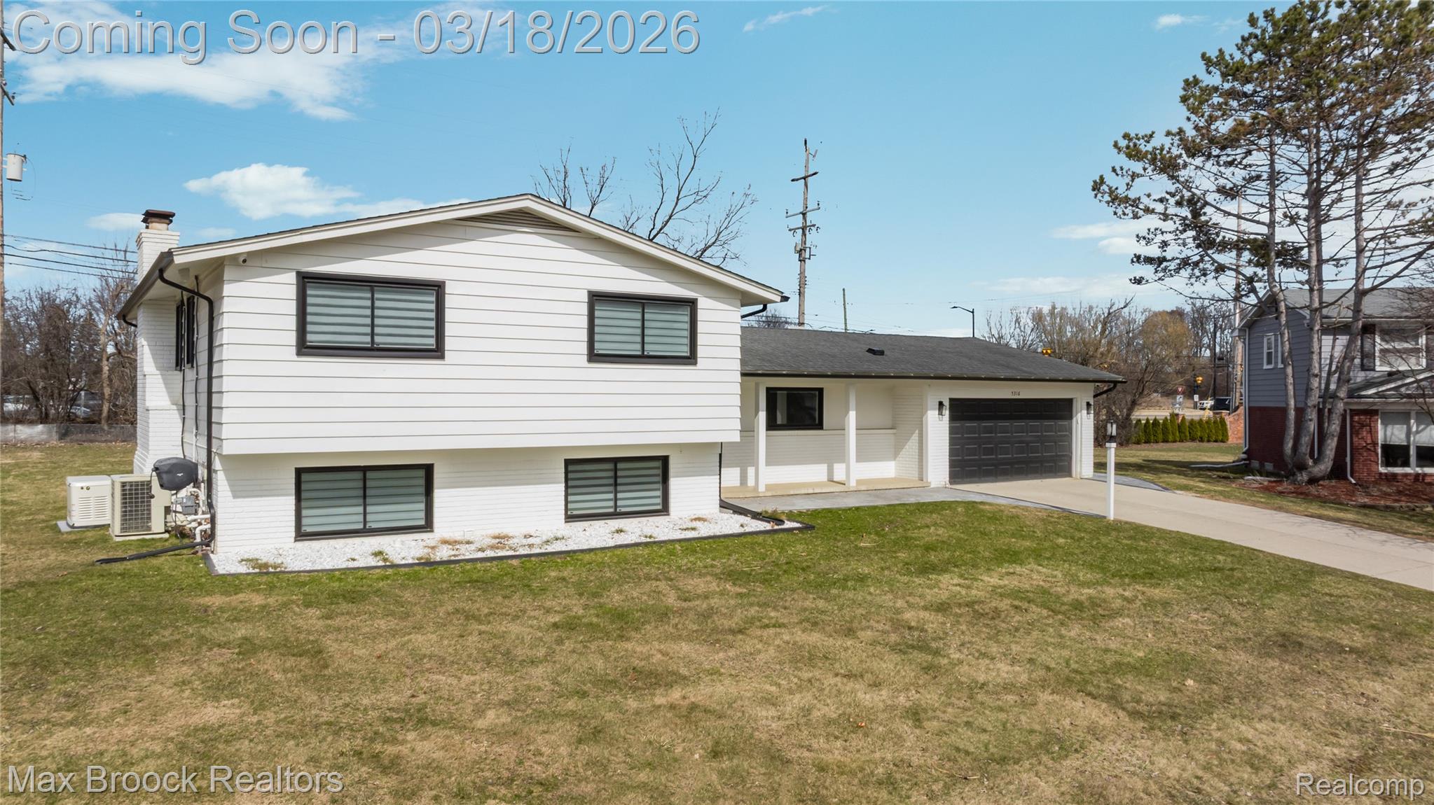 5316 CENTERBROOK Drive