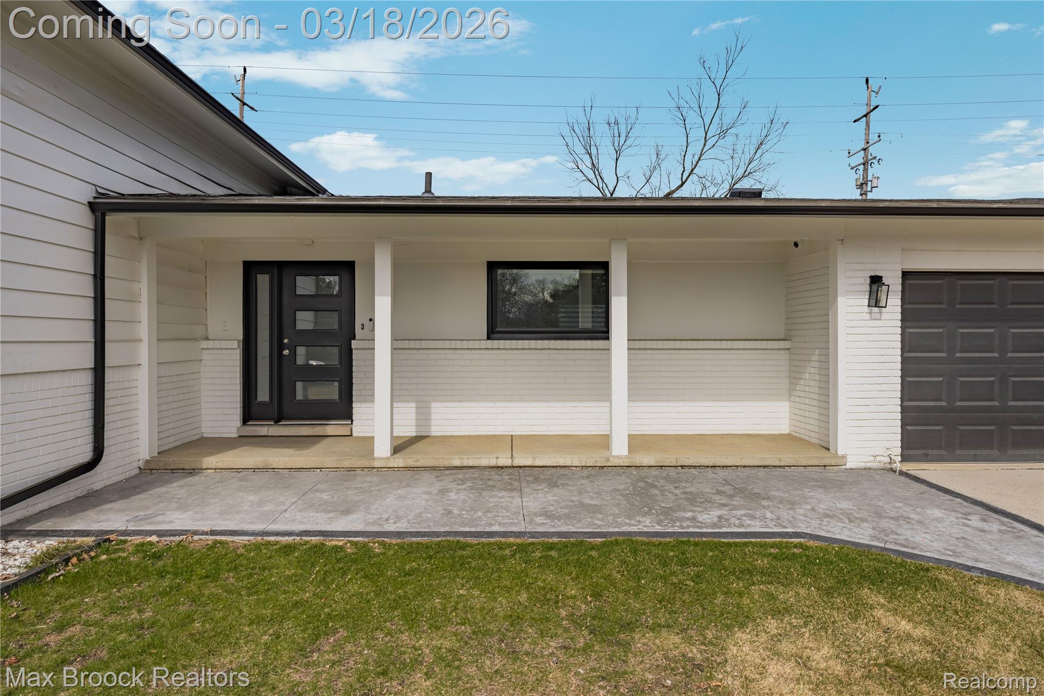 5316 CENTERBROOK Drive