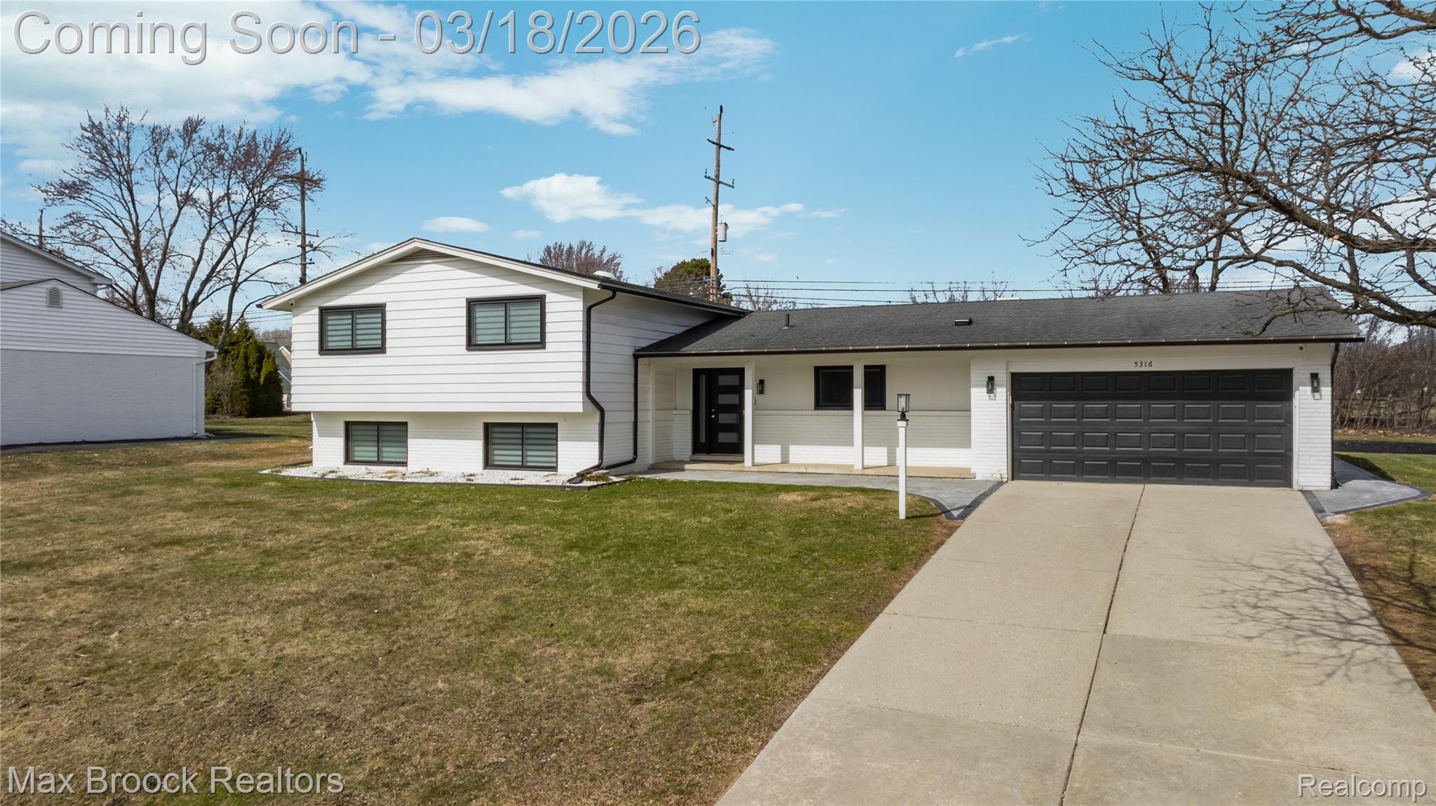 5316 CENTERBROOK Drive