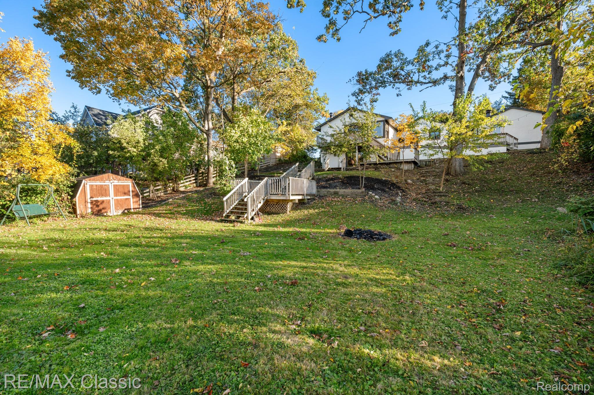 1726 W Oakley Park Road
