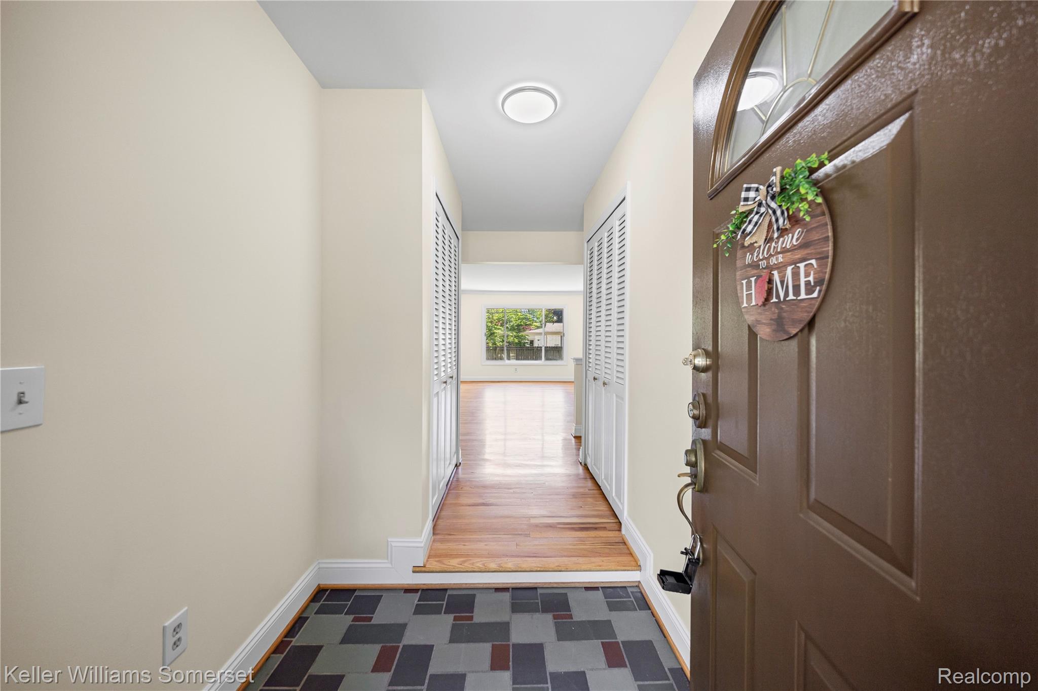 5292 ABINGTON Drive