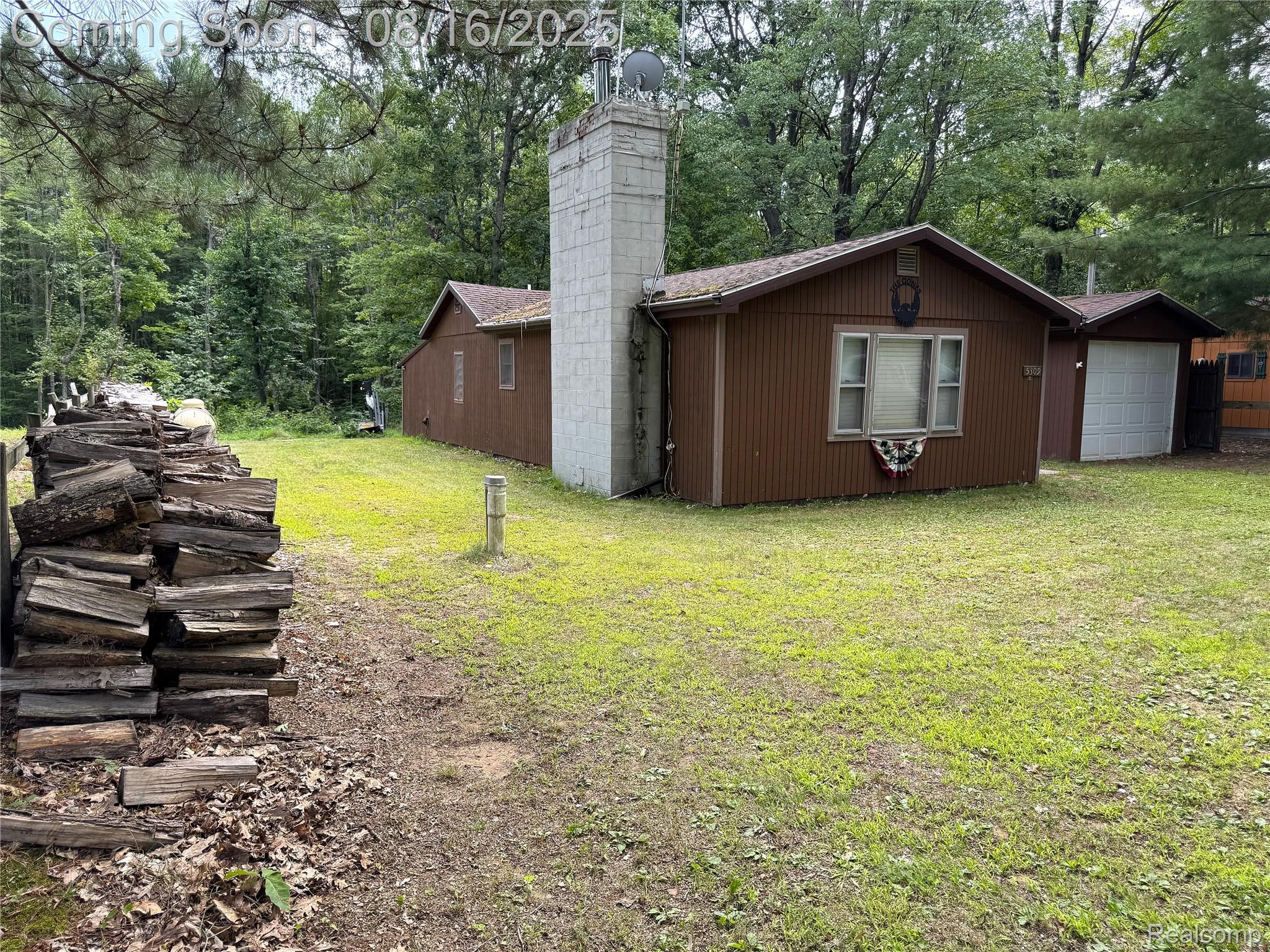 Gladwin City, Michigan 48624, United States, 2 Bedrooms Bedrooms, ,1 BathroomBathrooms,Residential,Pending,191490