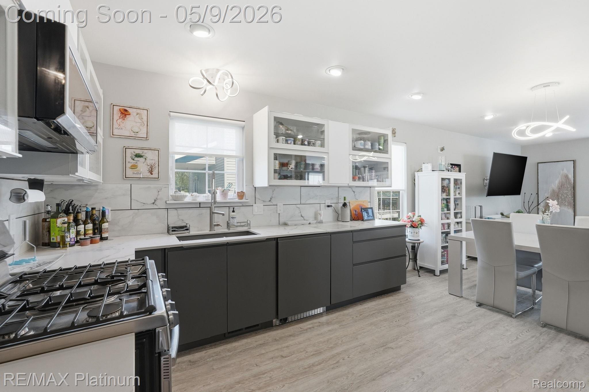 2428 Fisher Road