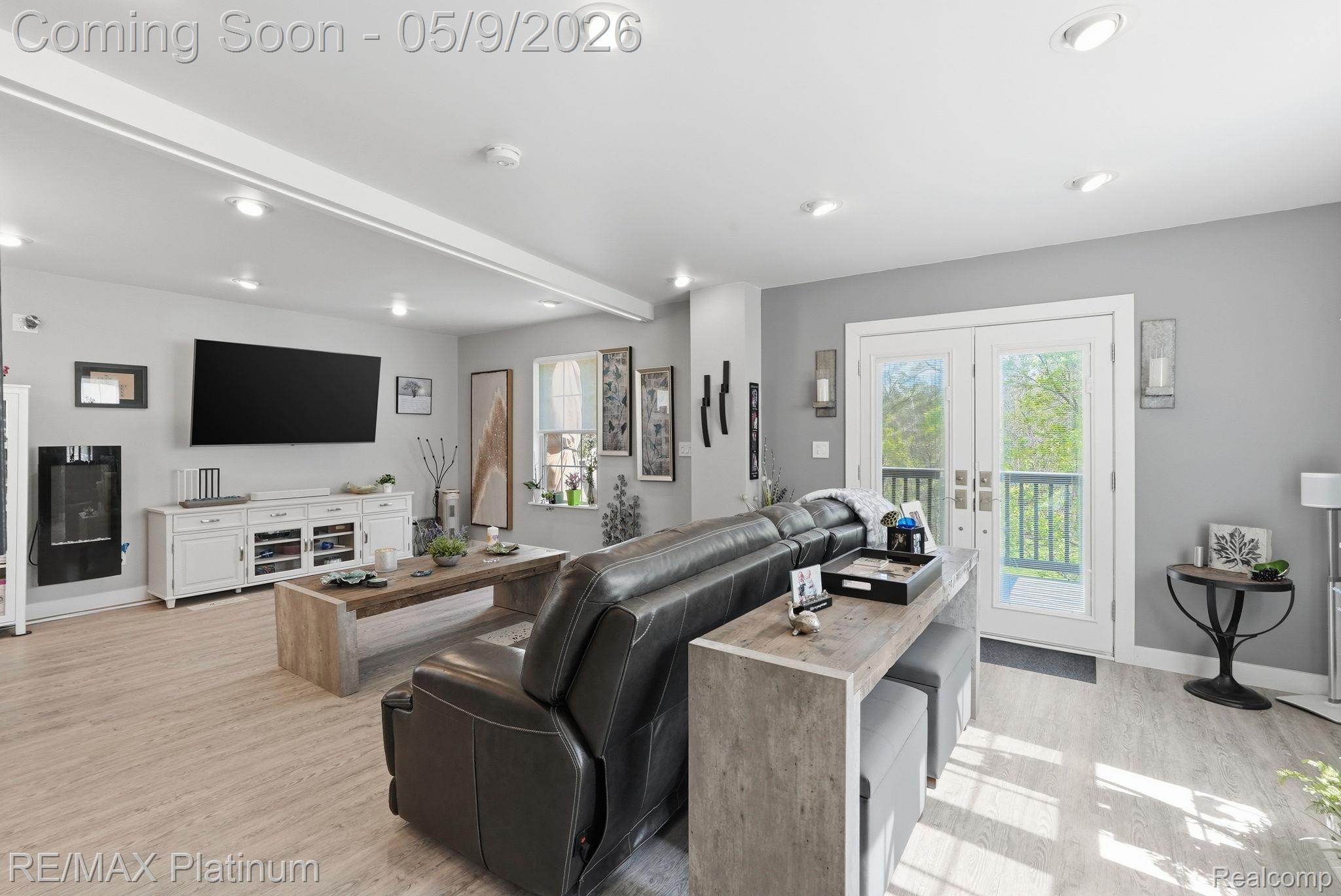 2428 Fisher Road