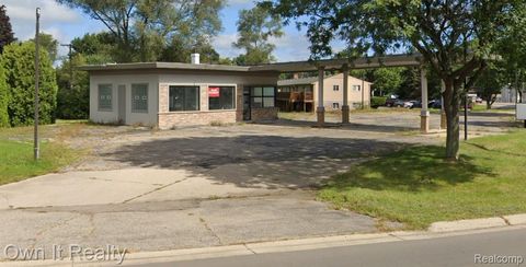 2355 S COMMERCE Road 180-20 Wolverine Lake Village MI 48390