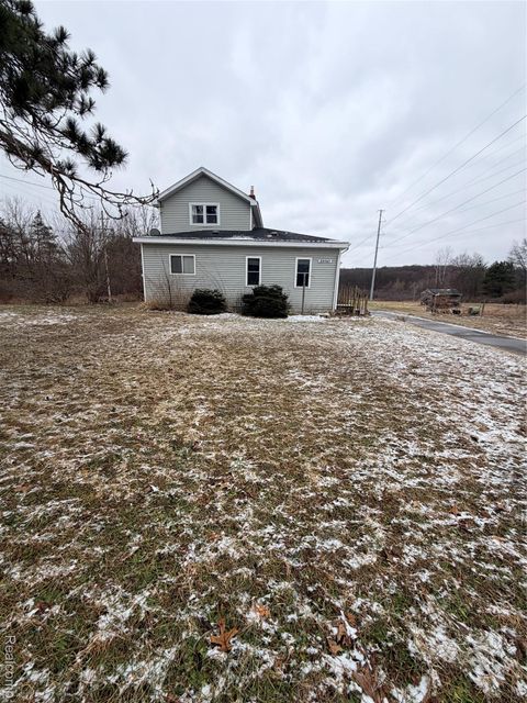 20463 Waubascon Road Battle Creek City MI 49017