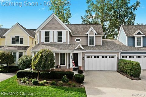 343 RIVER WOOD Trail Milford Village MI 48381