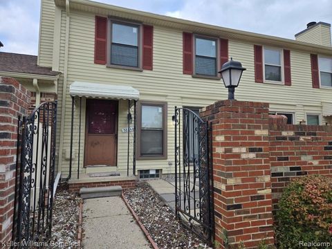 38844 GOLFVIEW Drive E Clinton Charter Township MI 48038