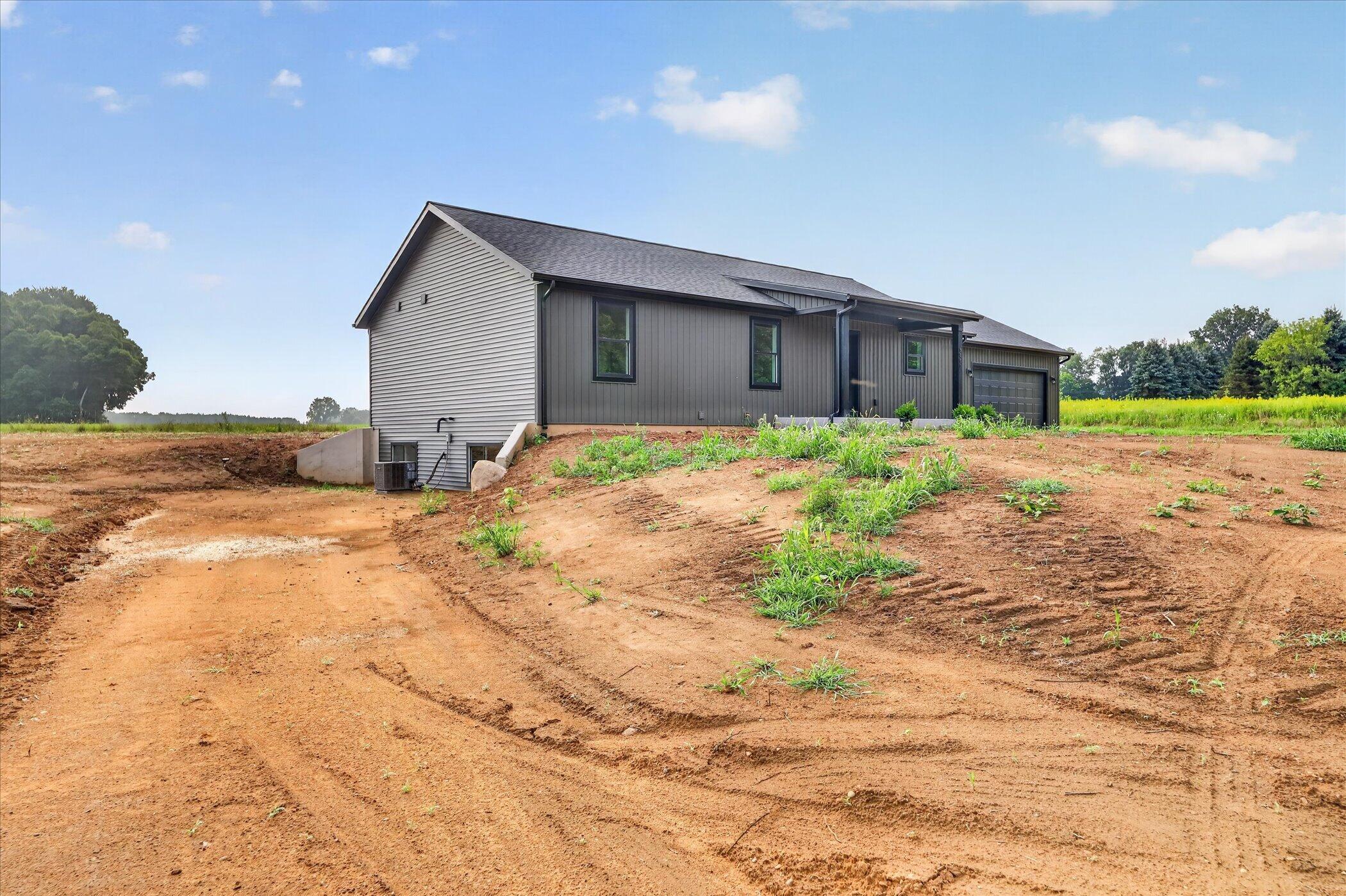 9851 Cedar Creek Road