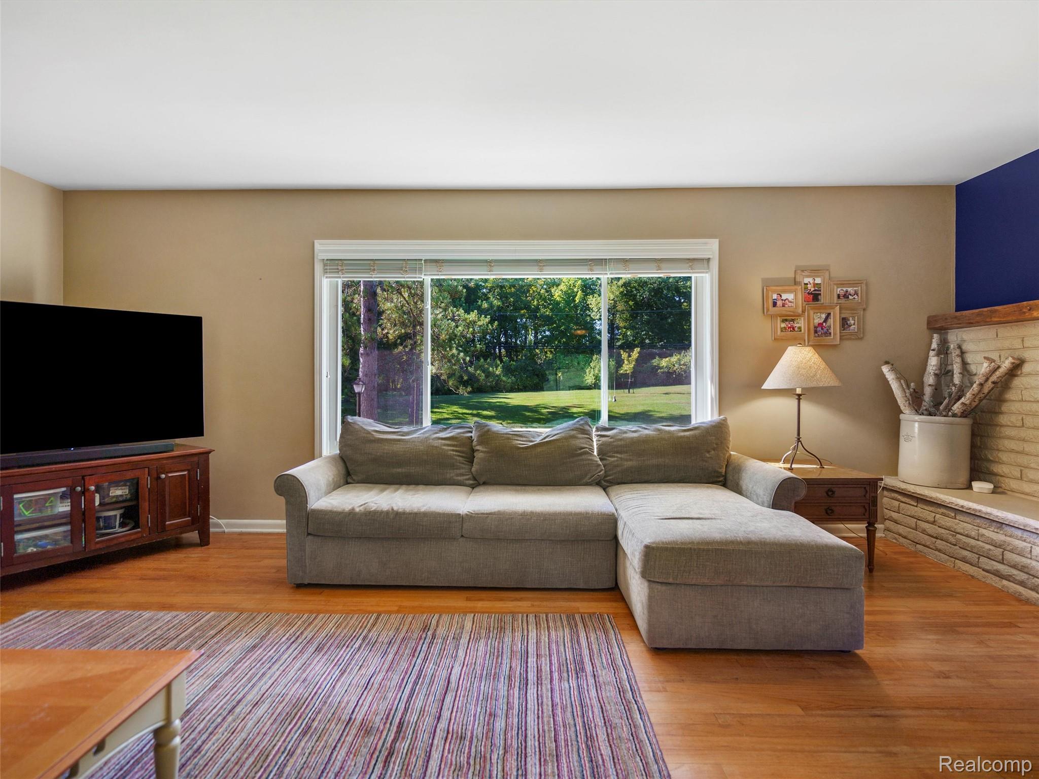 1400 W Predmore Road