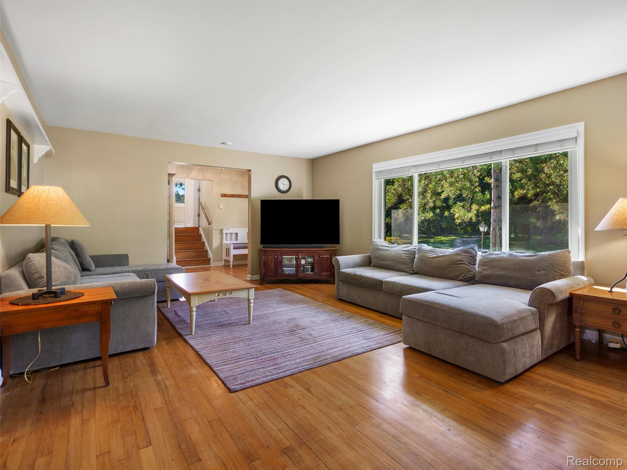 1400 W Predmore Road