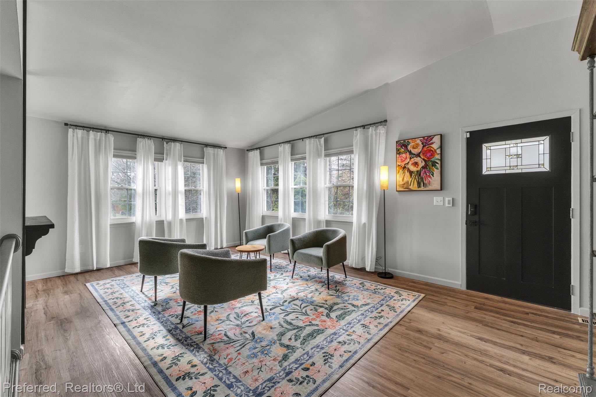 19517 Dartmouth Place