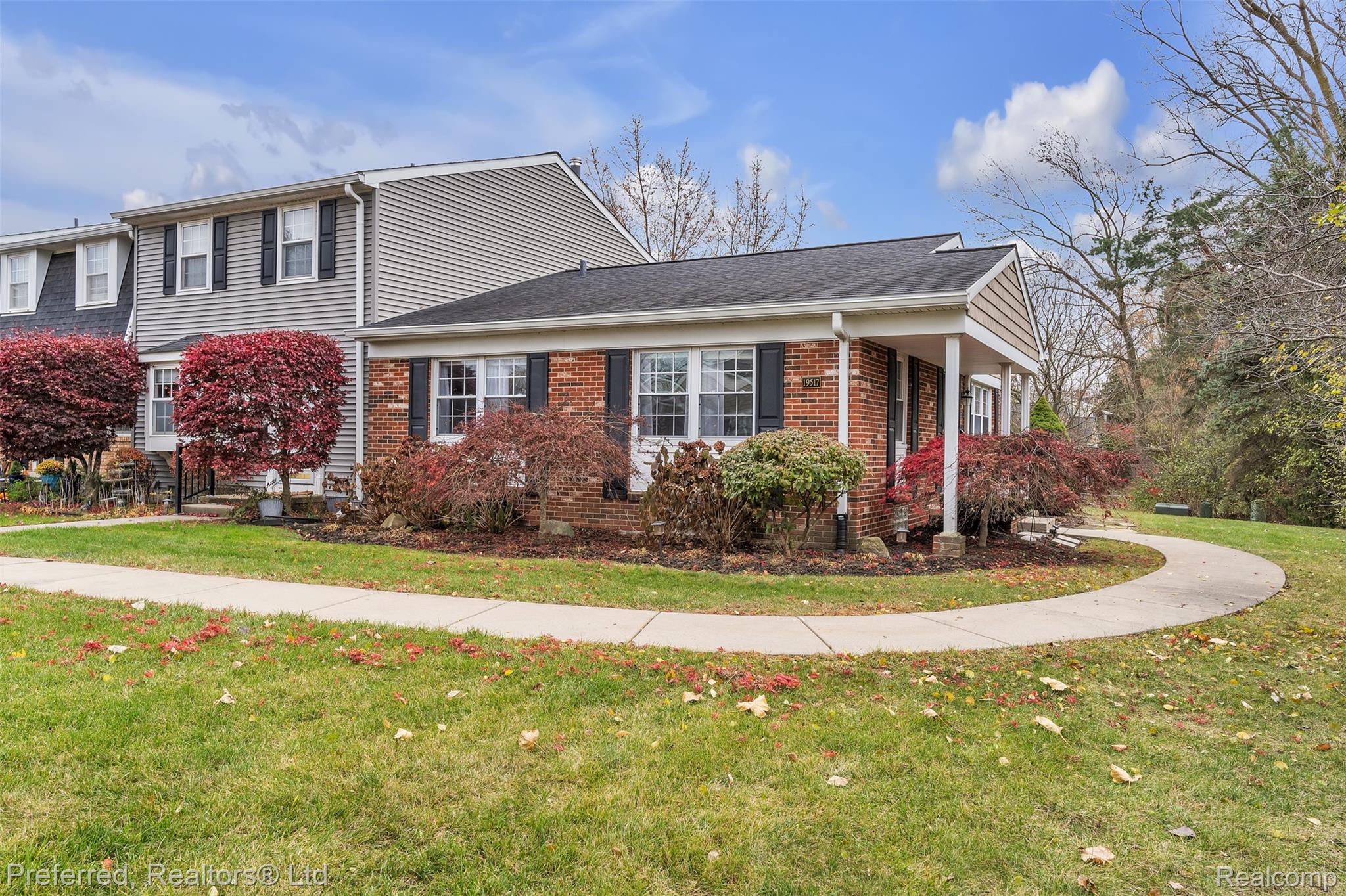 19517 Dartmouth Place