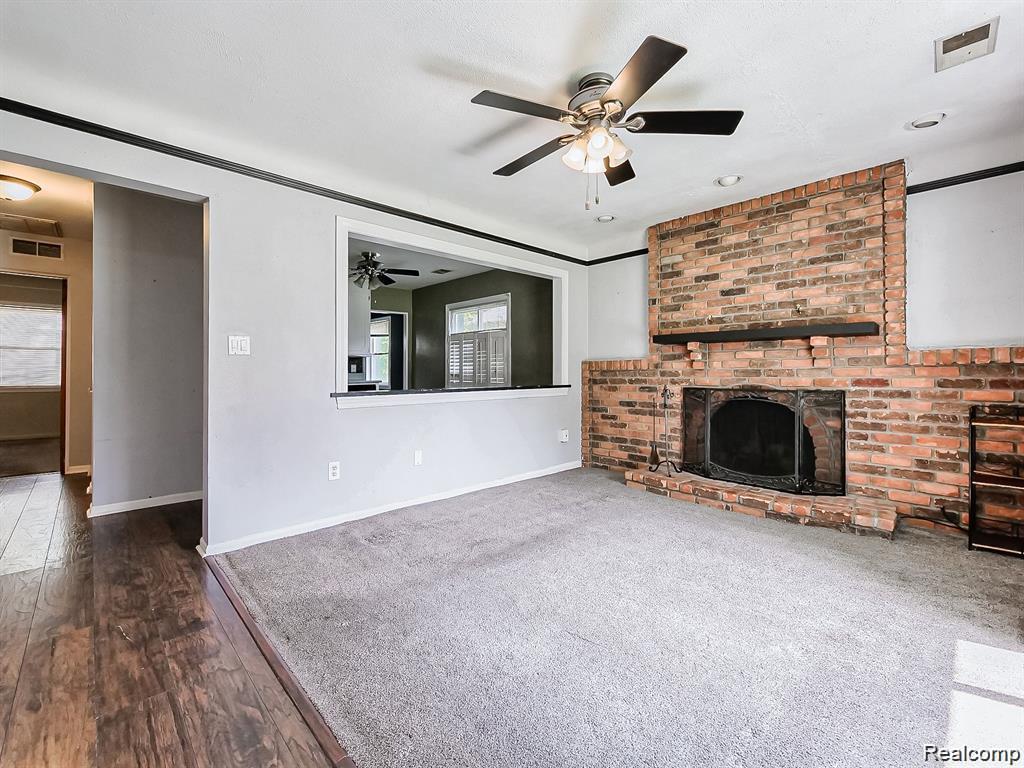 24628 Carlysle Street W