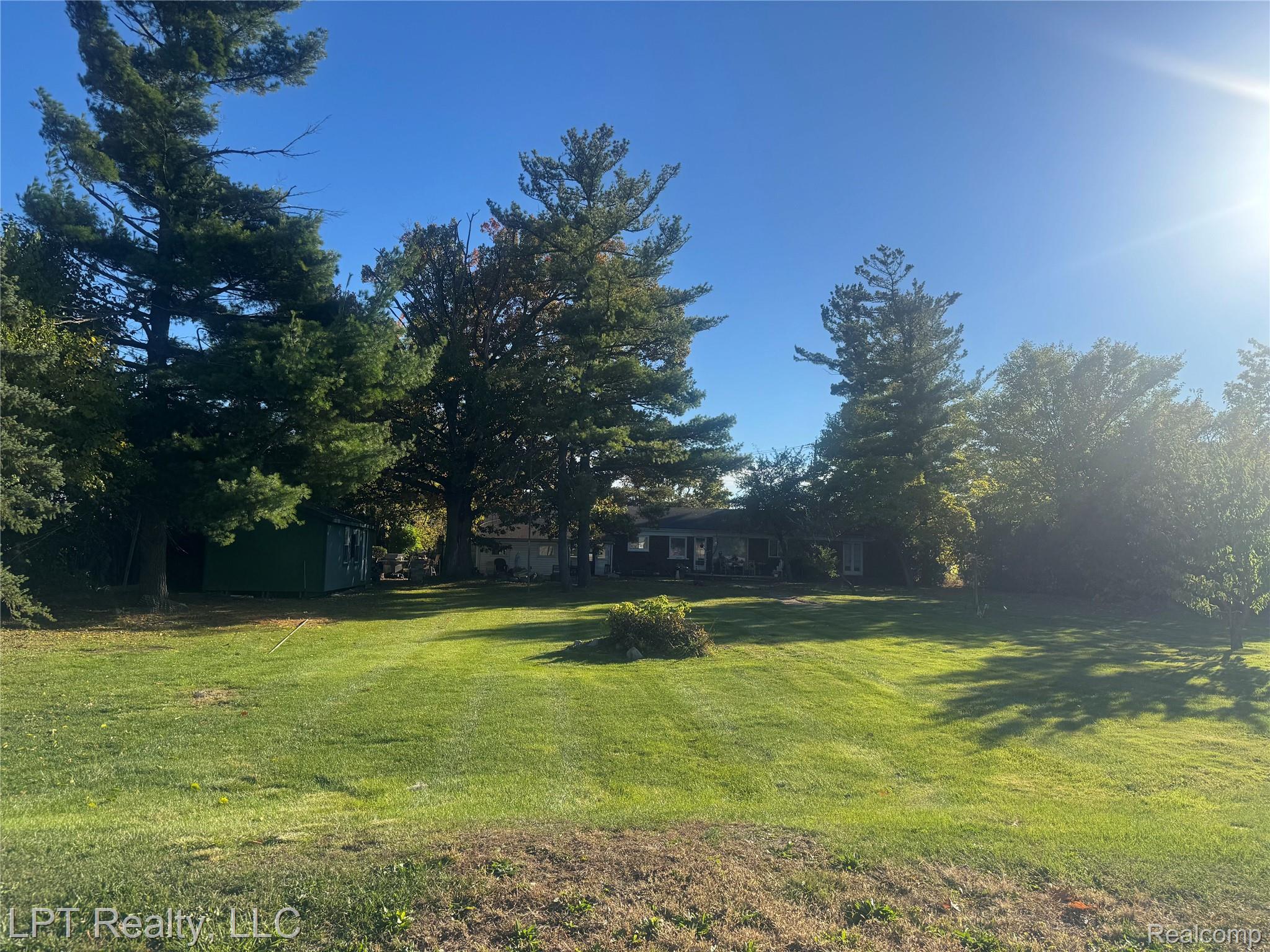 26204 Doxtator Street