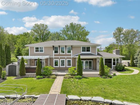 13525 Torrey Road Fenton City MI 48430