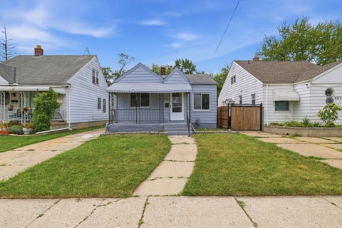 Photo of 6803 Grandville Avenue, Detroit City, MI 48228 (MLS # 81026045648)