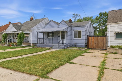 Tiny photo for 6803 Grandville Avenue, Detroit City, MI 48228 (MLS # 81026045648)