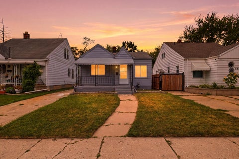 Tiny photo for 6803 Grandville Avenue, Detroit City, MI 48228 (MLS # 81026045648)